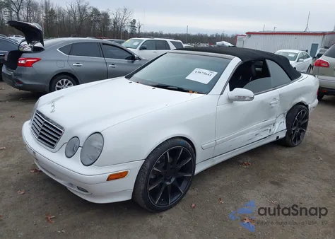 2000 Mercedes-Benz Clk 320 from USA, damaged, VIN WDBLK65G6YT047140